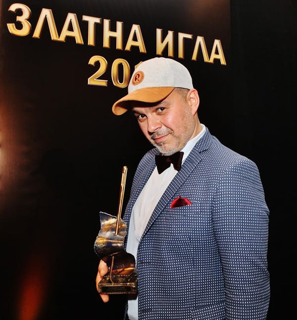 АКАДЕМИЯТА ЗА МОДА ПРИСЪДИ „ЗЛАТНА ИГЛА 2018“